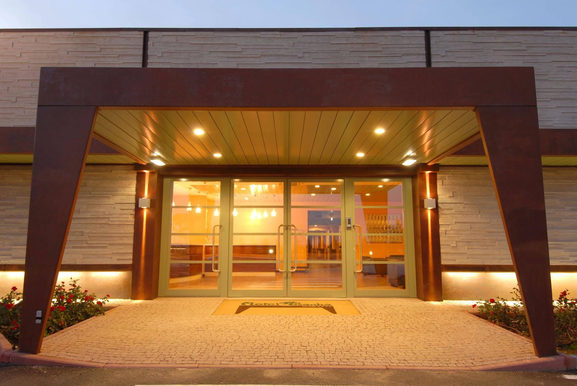 Motel Hotel Piranha Cameriano Exterior photo